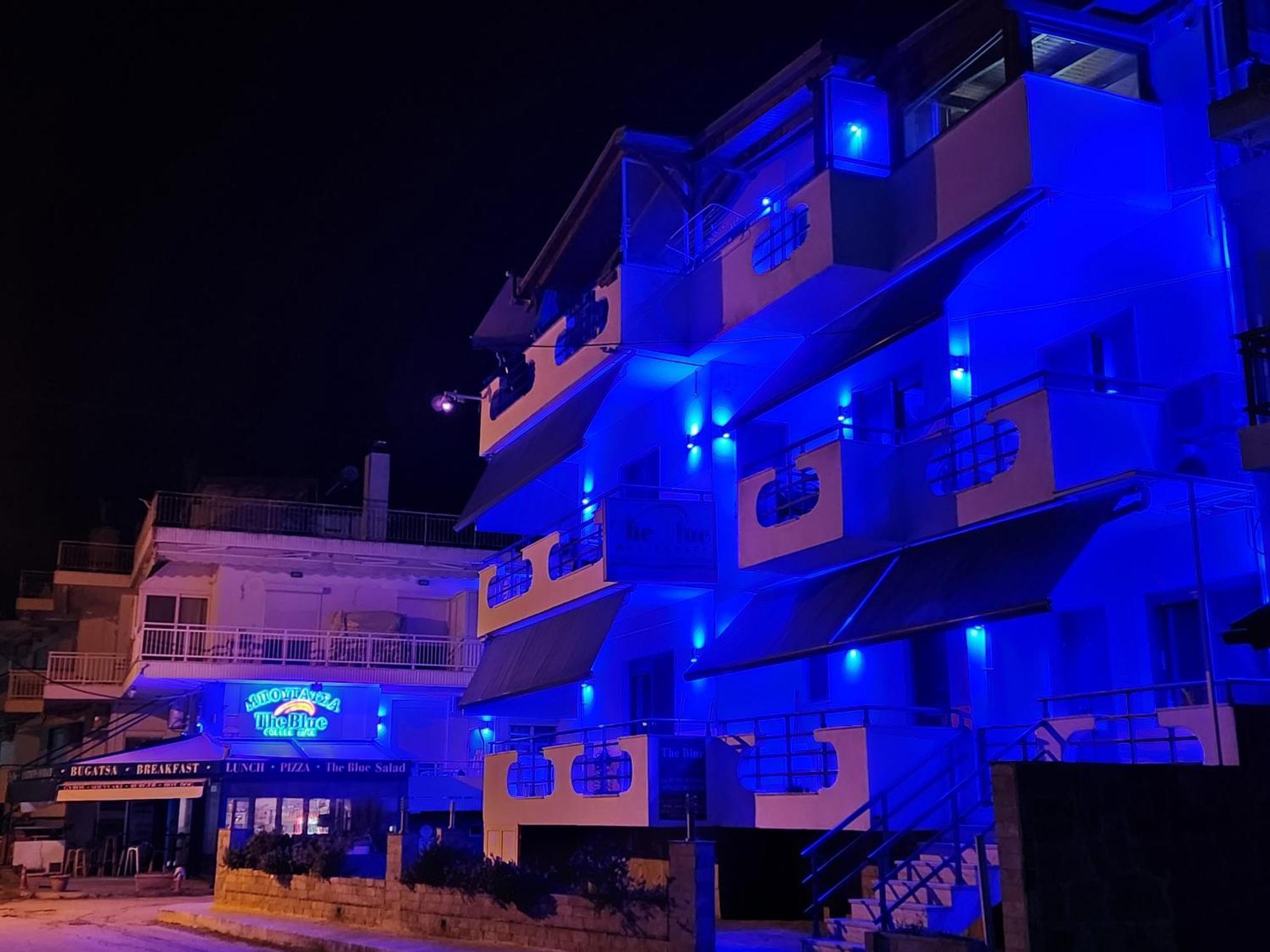 The Blue Beach Apartments Néa Péramos Exterior foto